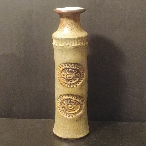 Signed BC Hand Thrown Studio Pottery Stoneware Ceramic Tall Vase Tribal